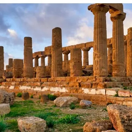 La Casa Dei Greci 3*